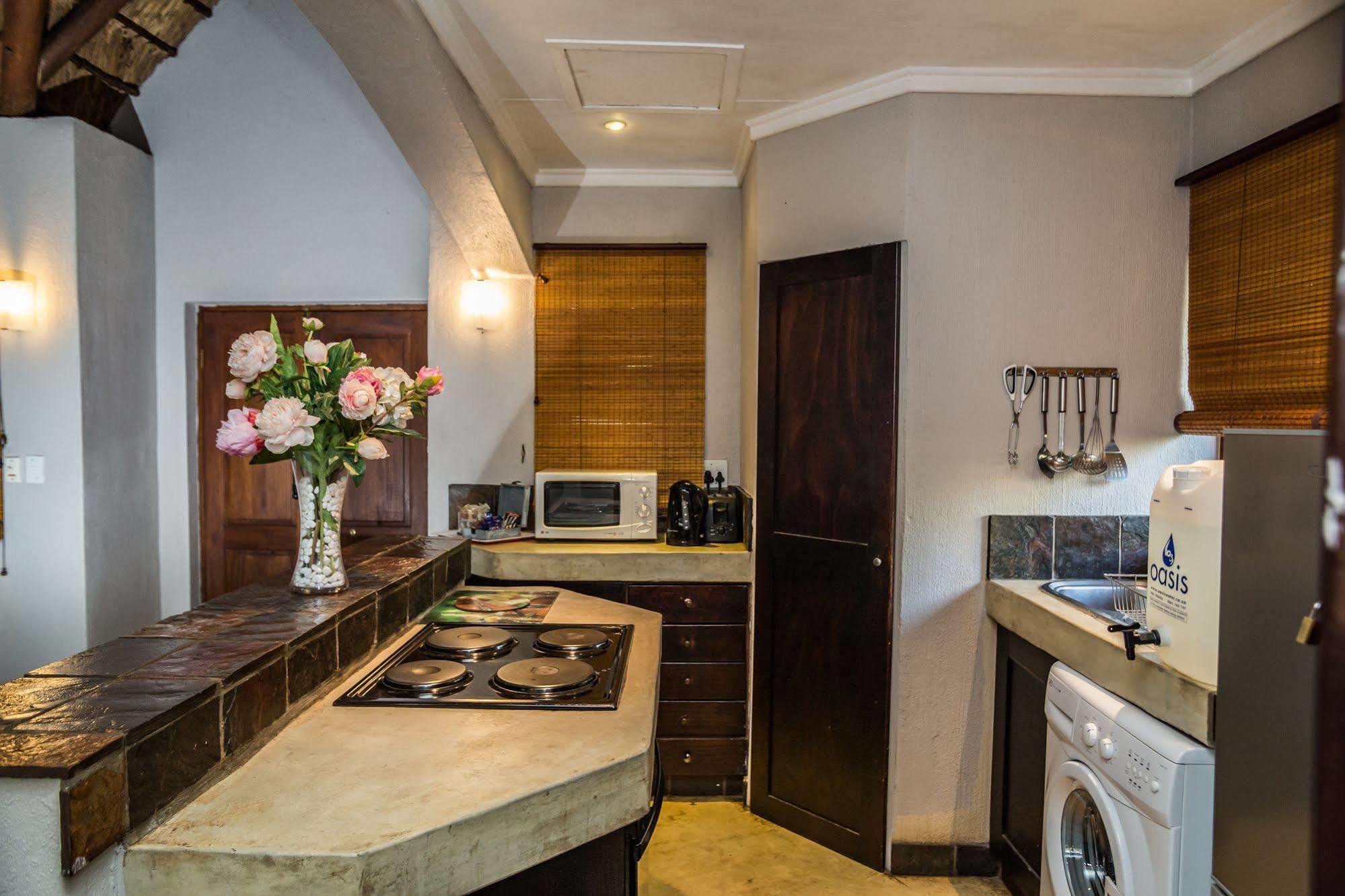 Hoedspruit Raptors Lodge N16 Екстериор снимка